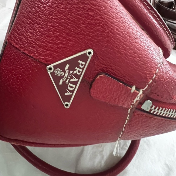 Sold! Vintage Prada shoulder bag - Picture 9 of 14
